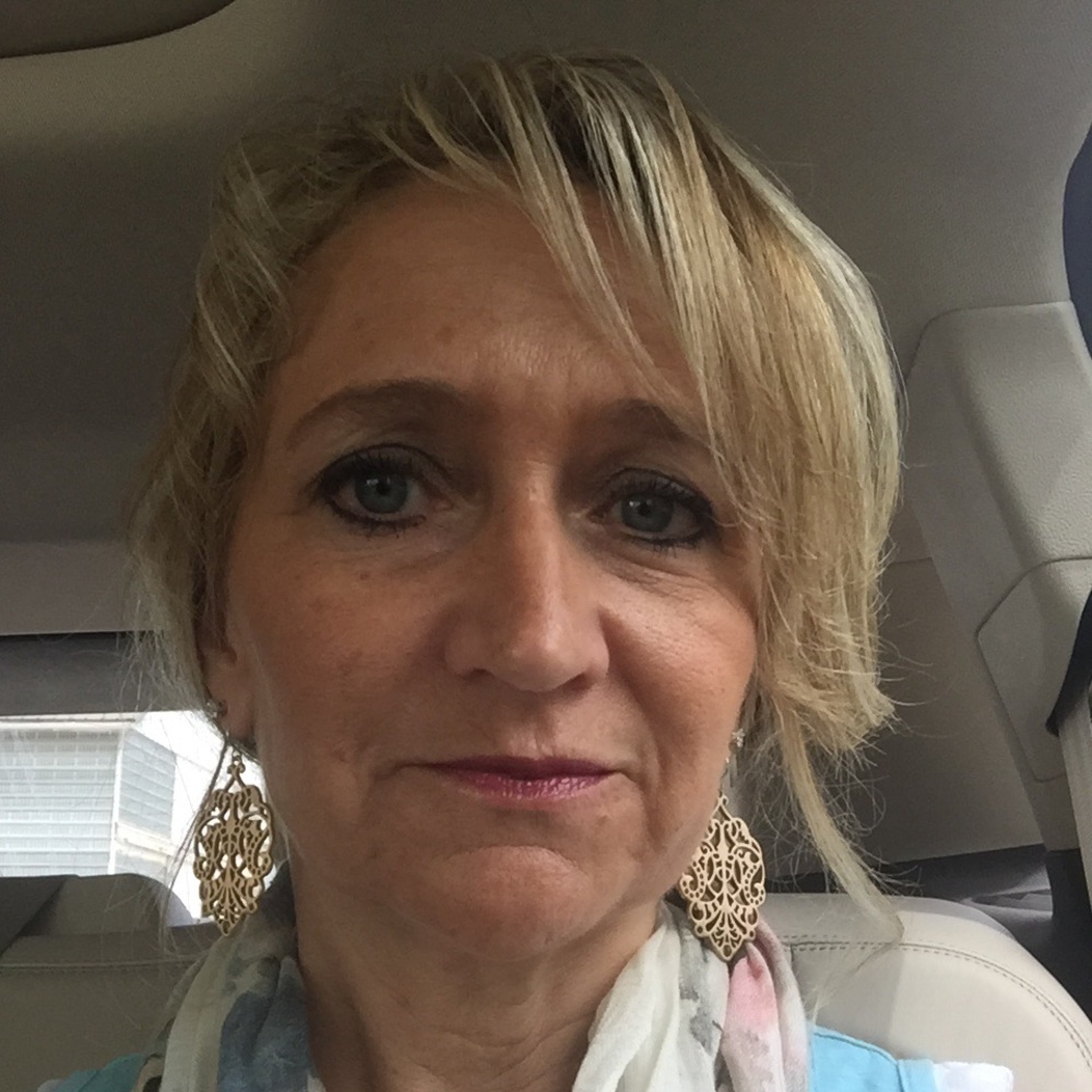 Meet your Posher, Lori